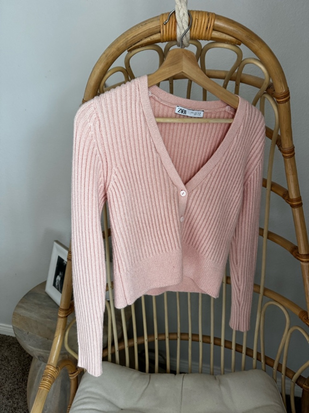 Zara Blush Ribbed V-Neck Button Cardigan Medium